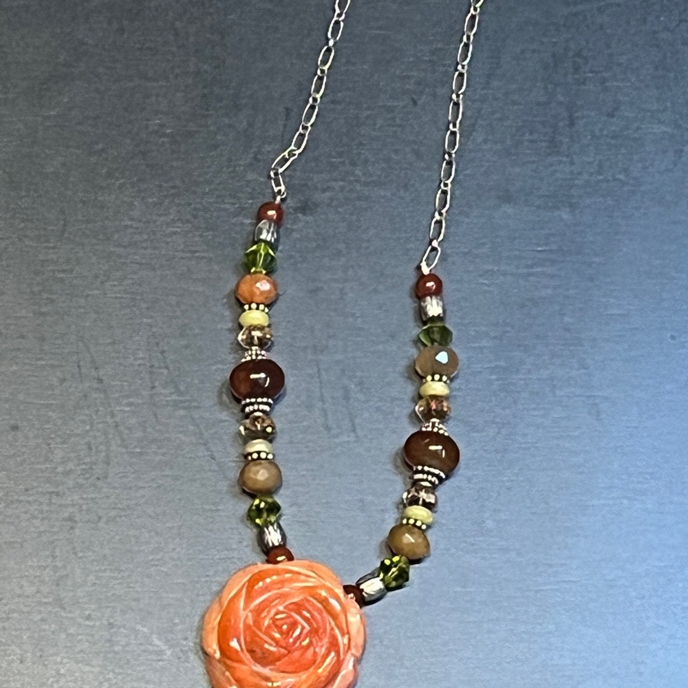VTG Vibrant Adventurine 925 Rose Pendant Necklace